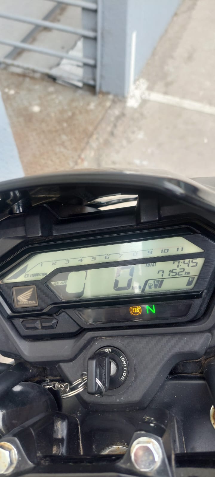 Moto 6 3