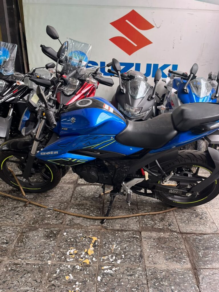 GIXXER 4 768x1024