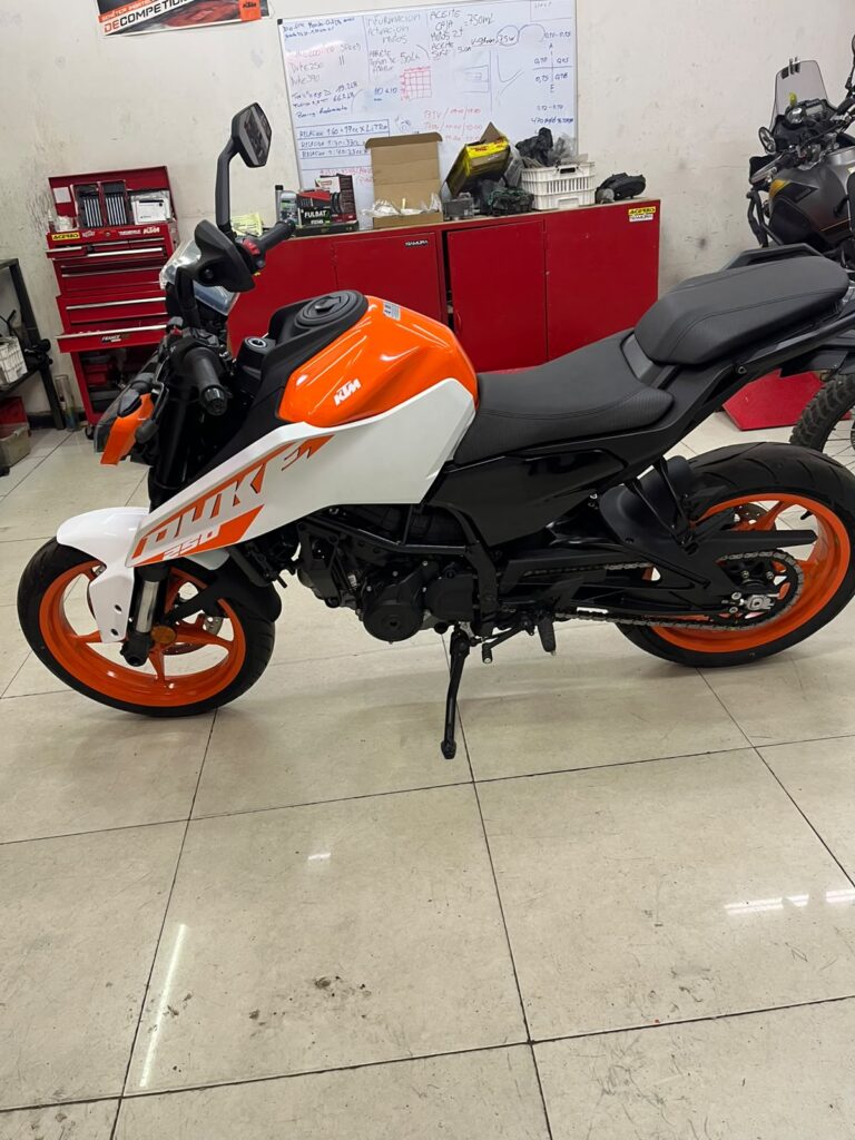 KTM DUKE 6 768x1024